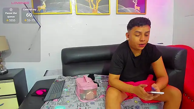 Snapshot of Candy_bhraun chatting on 1, 3, 2026 Candy bhraun online show from 1, 3, 2026