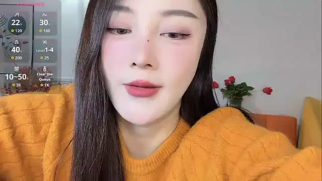 Lisa-295188 online show from 4, 3, 2026