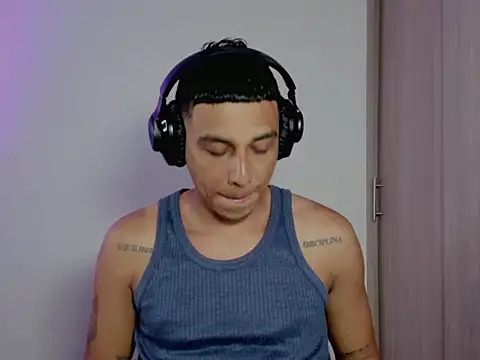 nilo2021 online show from 28, 5, 2026
