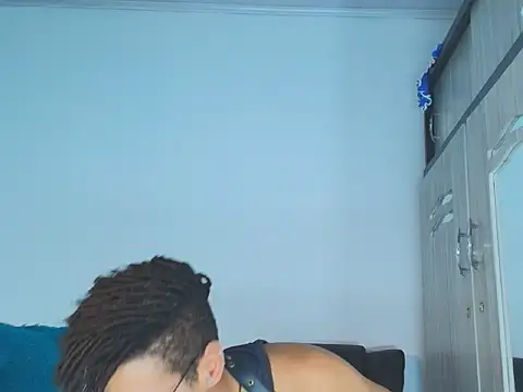 Snapshot of ThiiagoSaeenz chatting on 11, 7, 2026 ThiiagoSaeenz online show from 11, 7, 2026