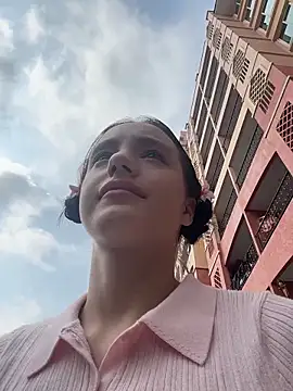 MiaTee online show from 24, 3, 2026