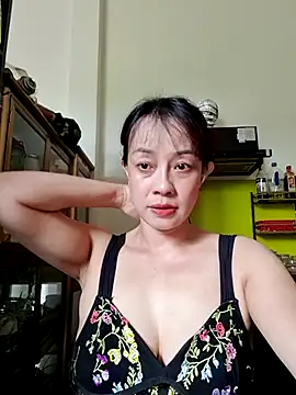 Baby-bigboobs2026 online show from 4, 7, 2026