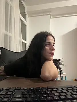 LuxxuryAnne online show from 31, 1, 2026