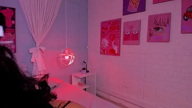 Snapshot of Cleo_Foxx chatting on 8, 7, 2026 Cleo Foxx online show from 8, 7, 2026