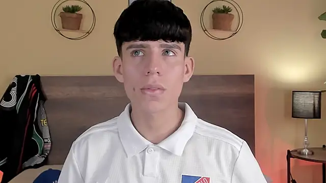 Snapshot of Angel_eros_ chatting on 19, 2, 2026 Angel eros online show from 19, 2, 2026