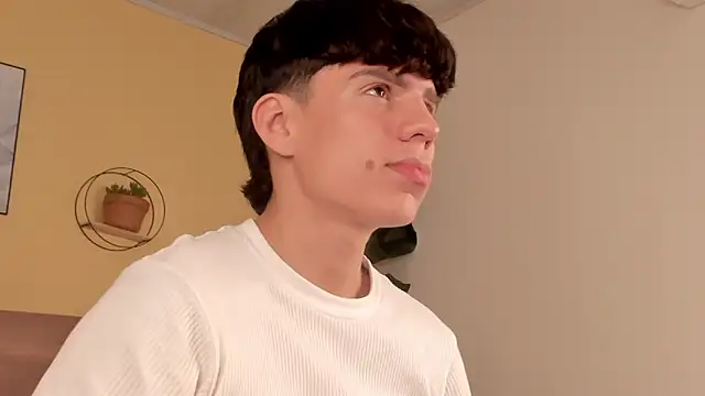 Snapshot of Angel_eros_ chatting on 22, 2, 2026 Angel eros online show from 22, 2, 2026