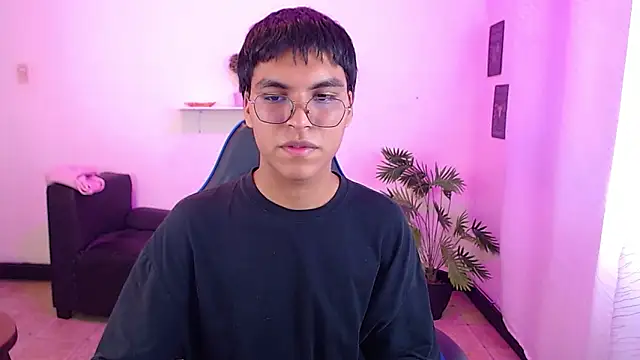 Maecum18 online show from 13, 4, 2026