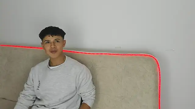 Snapshot of _Alex_Colton chatting on 14, 5, 2026 Alex Colton online show from 14, 5, 2026