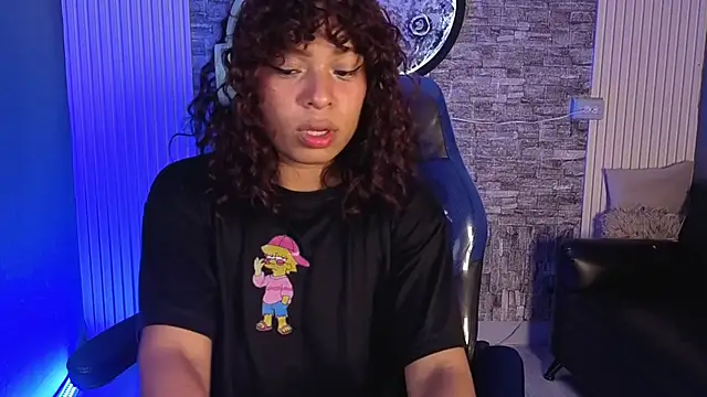 Snapshot of aysha_miller19 chatting on 27, 2, 2026 aysha miller19 online show from 27, 2, 2026