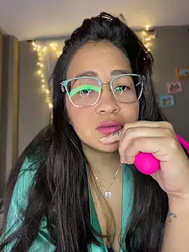 alisbloom online show from 30, 4, 2026