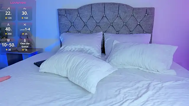 Snapshot of NoahVance chatting on 9, 2, 2026 NoahVance online show from 9, 2, 2026