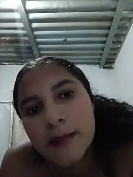 Snapshot of LiaRose- chatting on 13, 5, 2026 LiaRose- online show from 13, 5, 2026