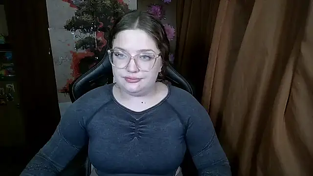 Teasing Dora online show from 17, 4, 2026