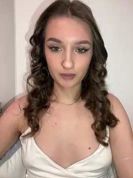 Snapshot of Green_eyes_lady chatting on 7, 2, 2026 Green eyes lady online show from 7, 2, 2026