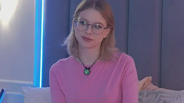 Snapshot of Ivy_Allen chatting on 7, 2, 2026 Ivy Allen online show from 7, 2, 2026