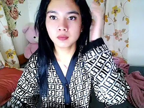 devine goddess online show from 15, 4, 2026