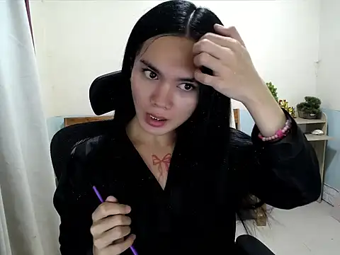 Snapshot of devine_goddess chatting on 7, 7, 2026 devine goddess online show from 7, 7, 2026
