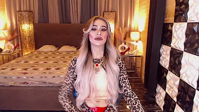 Snapshot of MonstrousCockDiva chatting on 4, 2, 2026 MonstrousCockDiva online show from 4, 2, 2026