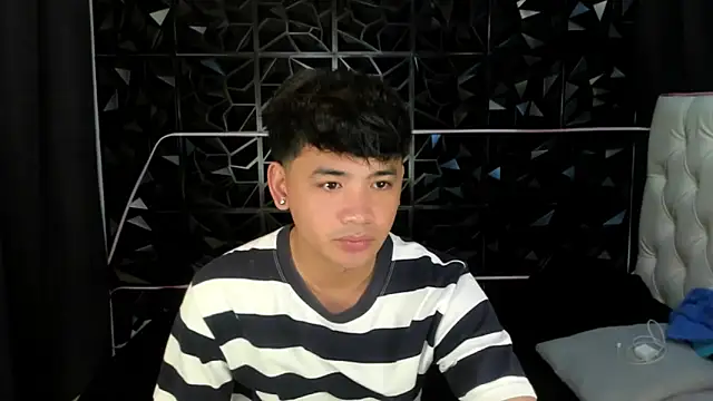 Snapshot of spoiledmycock chatting on 6, 2, 2026 spoiledmycock online show from 6, 2, 2026