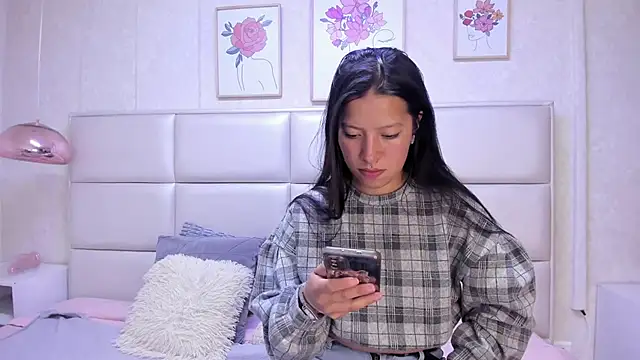 double temptation  online show from 31, 3, 2026