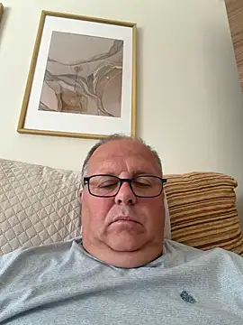 Snapshot of YachtCaptain10 chatting on 25, 5, 2026 YachtCaptain10 online show from 25, 5, 2026