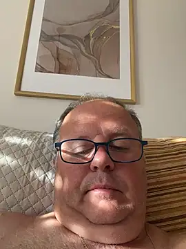 Snapshot of YachtCaptain10 chatting on 12, 6, 2026 YachtCaptain10 online show from 12, 6, 2026