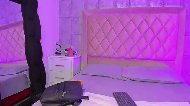 Snapshot of CleoFoxx_ chatting on 9, 2, 2026 CleoFoxx online show from 9, 2, 2026