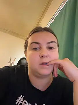 AlyaX X online show from 19, 4, 2026