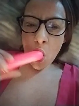 Snapshot of Sexycaylaxxxx chatting on 18, 5, 2026 Sexycaylaxxxx online show from 18, 5, 2026