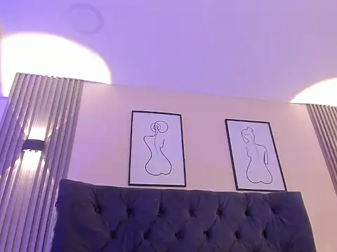 Snapshot of SARHA_ANTONELLI chatting on 6, 4, 2026 SARHA ANTONELLI online show from 6, 4, 2026