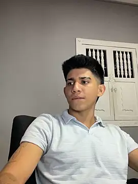 Thiago Olsen online show from 3, 2, 2026