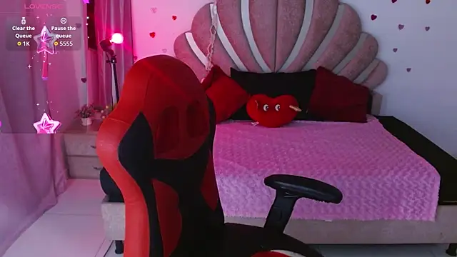 mia fox666 online show from 19, 5, 2026