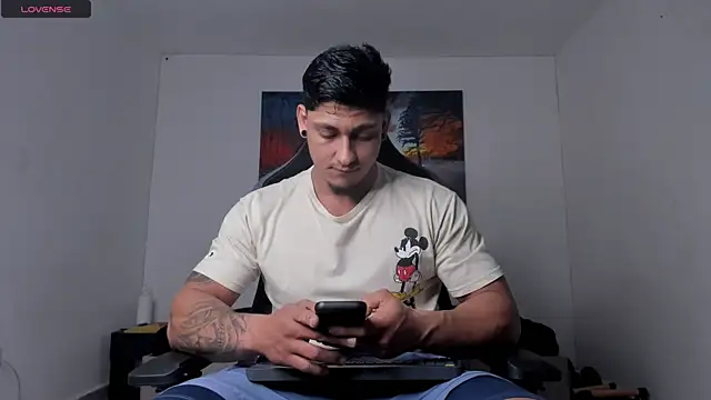 ryanwhite3 online show from 29, 5, 2026