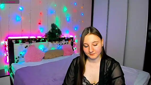 EvaxCharm online show from 12, 2, 2026