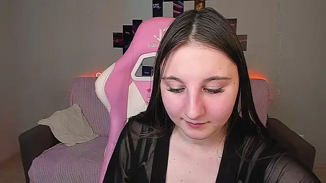 EvaxCharm online show from 11, 3, 2026