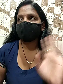 Snapshot of Parul-009 chatting on 16, 2, 2026 Parul-009 online show from 16, 2, 2026