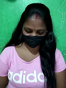 Snapshot of Parul-009 chatting on 26, 4, 2026 Parul-009 online show from 26, 4, 2026