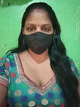 Snapshot of Parul-009 chatting on 2, 6, 2026 Parul-009 online show from 2, 6, 2026