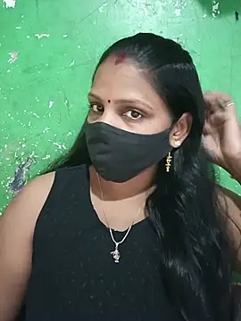 Snapshot of Parul-009 chatting on 22, 7, 2026 Parul-009 online show from 22, 7, 2026