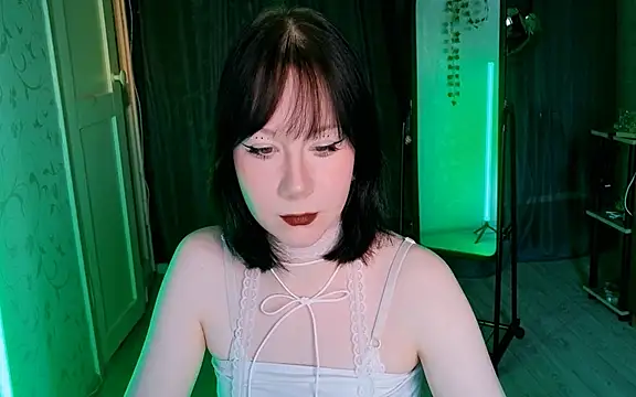 Snapshot of marty_bree chatting on 18, 2, 2026 marty bree online show from 18, 2, 2026