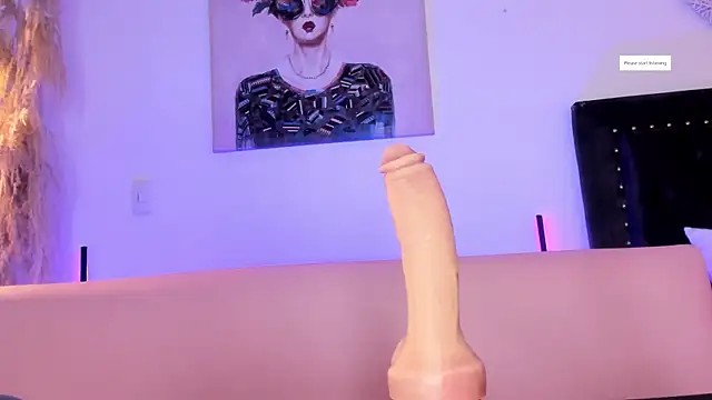 Lilyy joness online show from 3, 6, 2026