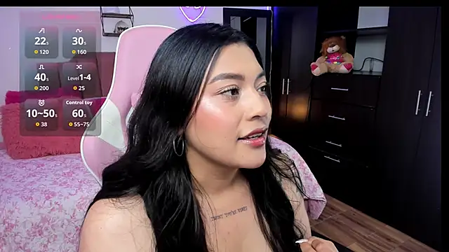 SiennaBloom online show from 7, 2, 2026