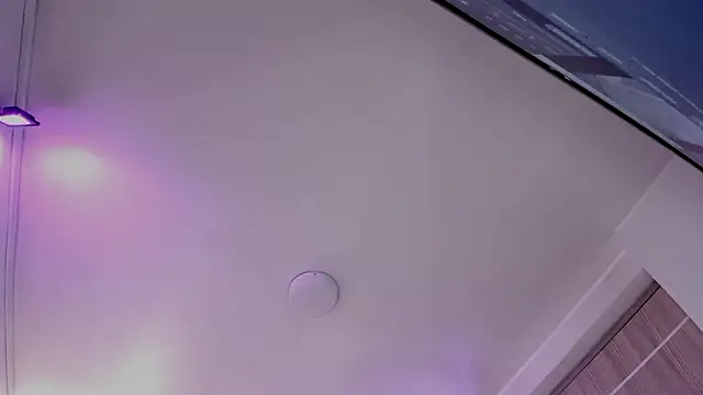 MOLY KILLER online show from 11, 2, 2026