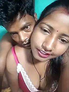 Snapshot of Your_deshibhabi25years chatting on 18, 4, 2026 Your deshibhabi25years online show from 18, 4, 2026