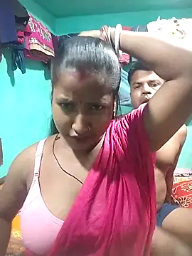 Snapshot of Your_deshibhabi25years chatting on 24, 4, 2026 Your deshibhabi25years online show from 24, 4, 2026