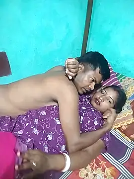 Snapshot of Your_deshibhabi25years chatting on 14, 5, 2026 Your deshibhabi25years online show from 14, 5, 2026