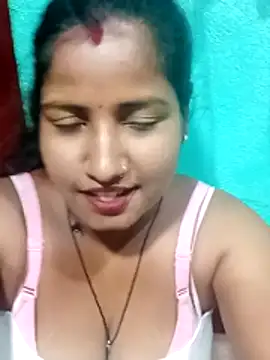 Snapshot of Your_deshibhabi25years chatting on 18, 5, 2026 Your deshibhabi25years online show from 18, 5, 2026