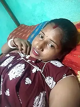 Snapshot of Your_deshibhabi25years chatting on 24, 5, 2026 Your deshibhabi25years online show from 24, 5, 2026