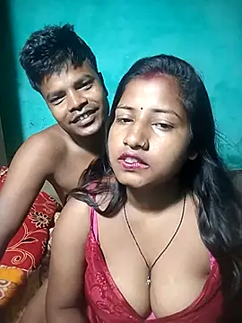 Snapshot of Your_deshibhabi25years chatting on 24, 5, 2026 Your deshibhabi25years online show from 24, 5, 2026