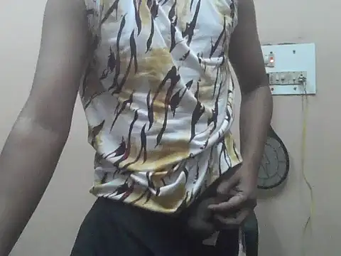 Snapshot of chocolatesboy143 chatting on 26, 2, 2026 chocolatesboy143 online show from 26, 2, 2026